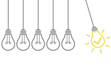 (alt=”Infographic representing a new Idea concept with a lit light bulb swinging into unlit light bulbs”)